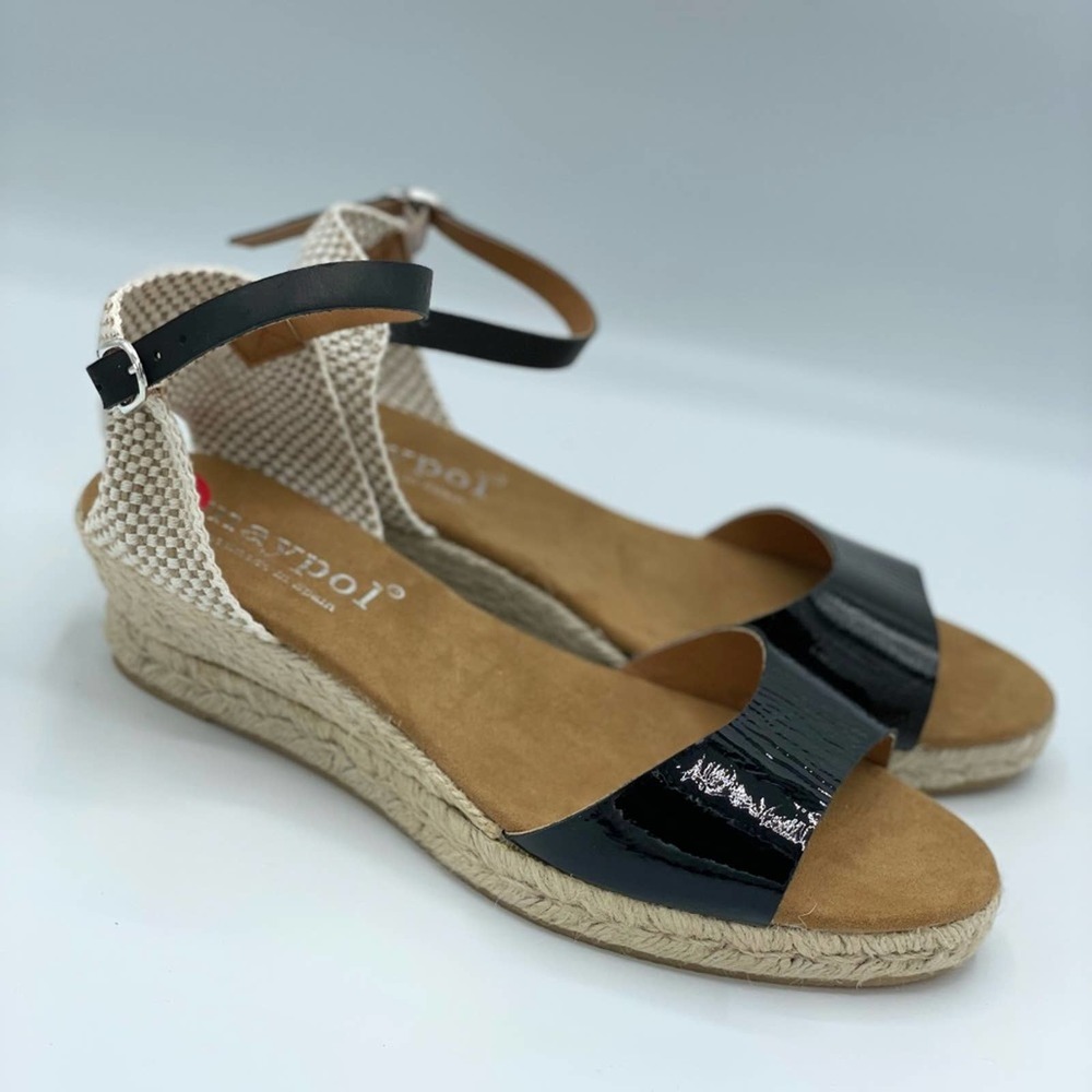 Anthropologie Maypol leather sandals